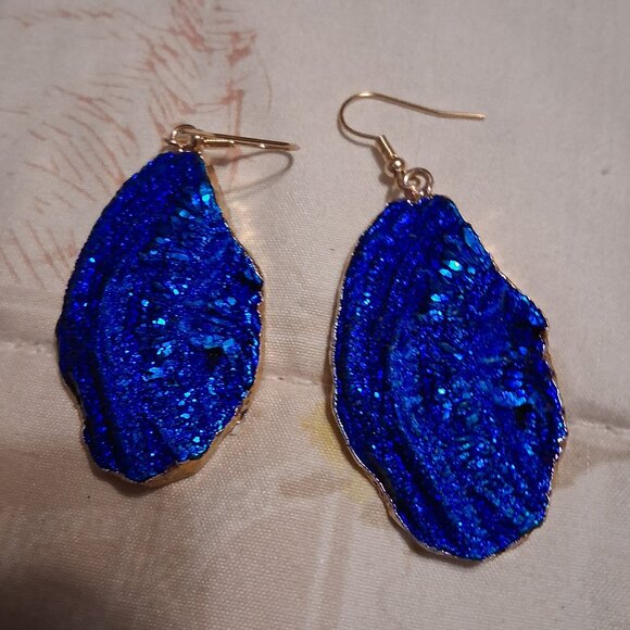 Avon Jewelry - BLUE  STONE GLITTER EARRINGS